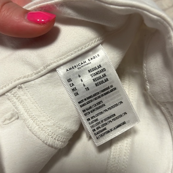 White American Eagle Jeans - Picture 3 of 3
